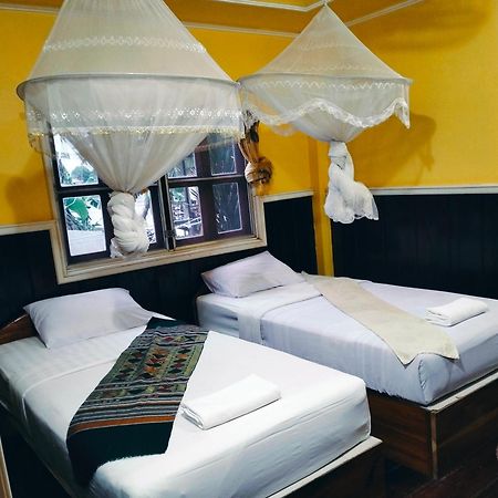 Pan Guest House Donkhone Ban Donsom Extérieur photo