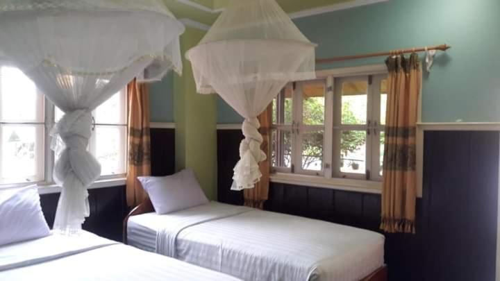 Pan Guest House Donkhone Ban Donsom Extérieur photo